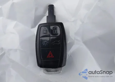 2013 Volvo C70 T5 from USA, damaged, VIN YV1672MC3DJ142066